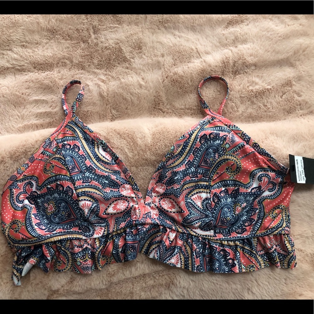 BNWT Free Press bikini top - XL